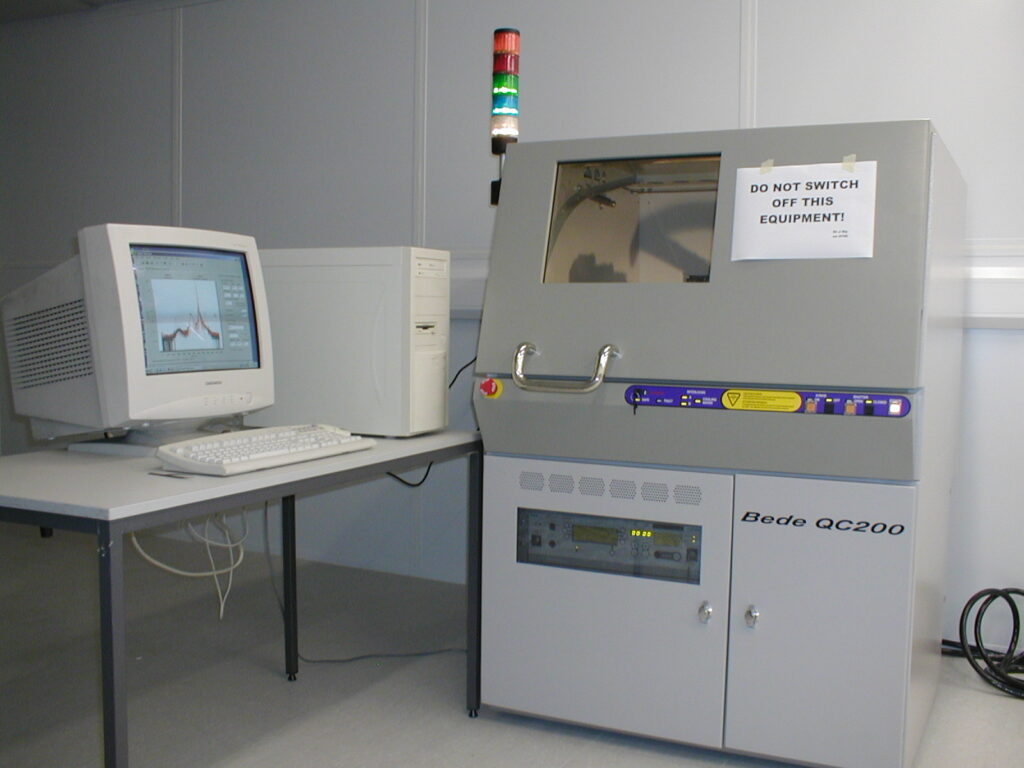 image of UoM equipment Bede QC200 DCXRD X-ray Diffractometer